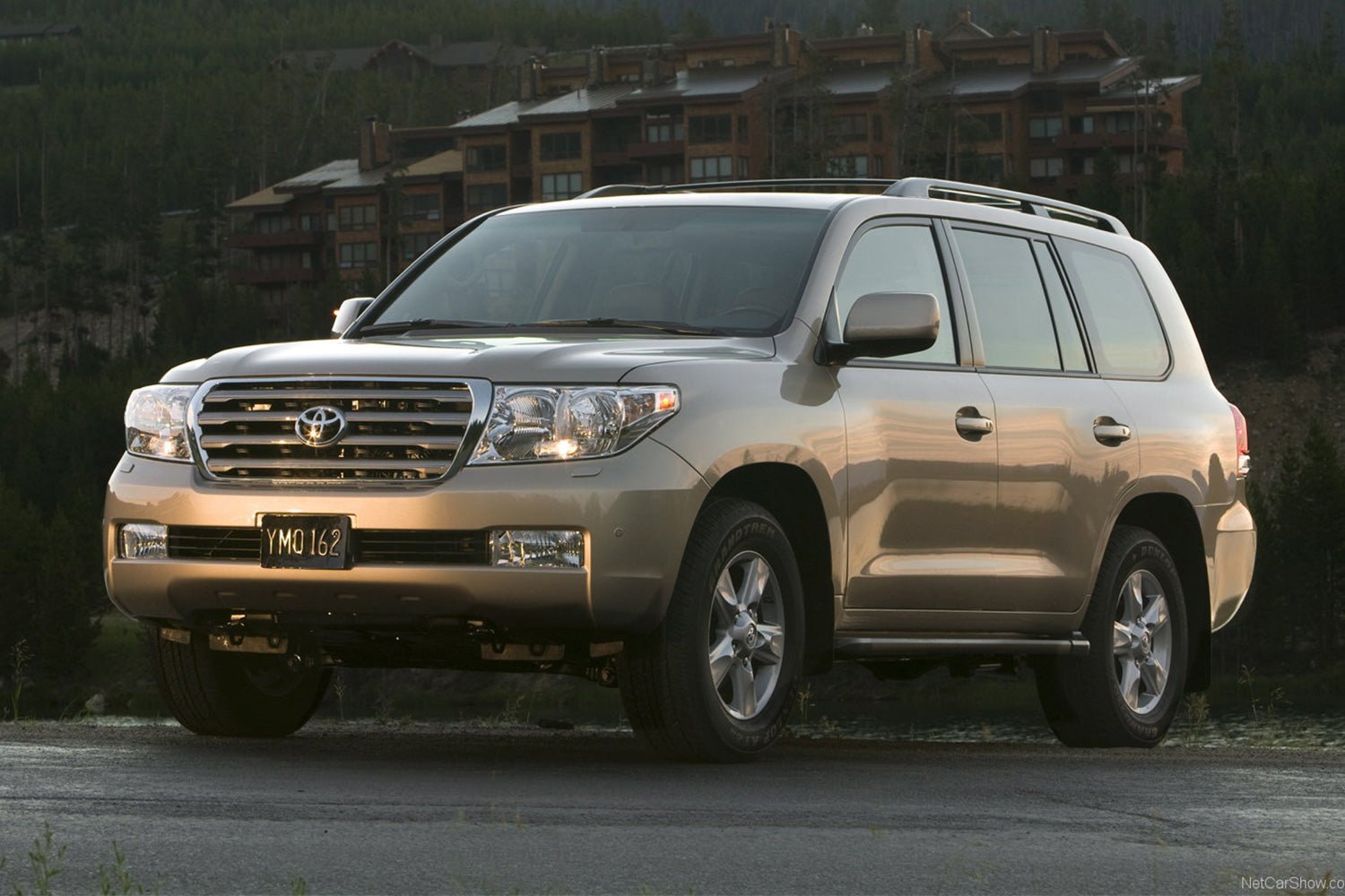 Land Cruiser - WORKPROOF