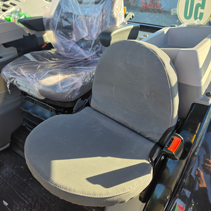 WORKPROOF heavy-duty canvas seat cover fitted to Deutz Dickie tractor seat, designed for durable protection and a factory-style fit in tough farming conditions